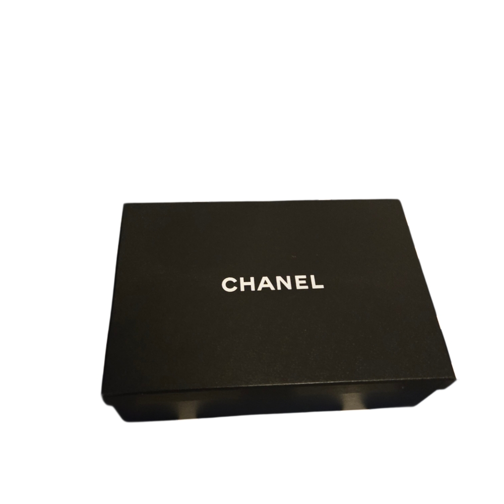 Chanel Women's Cream and Black Canvas CC Espadrilles, Like New - Picture 2 of 8